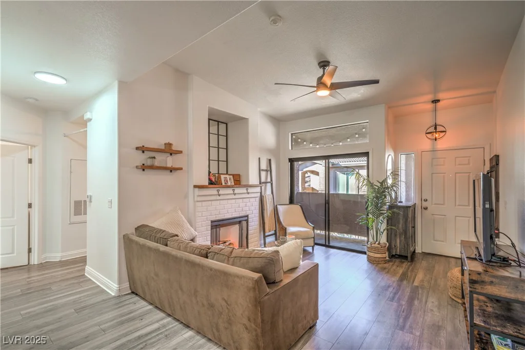 8805 Jeffreys, Las Vegas, NV 89123