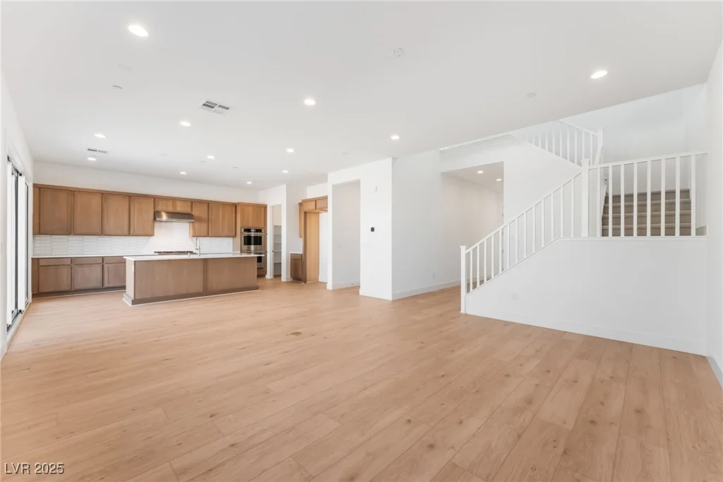 5924 Flowering Hill, Las Vegas, NV 89131