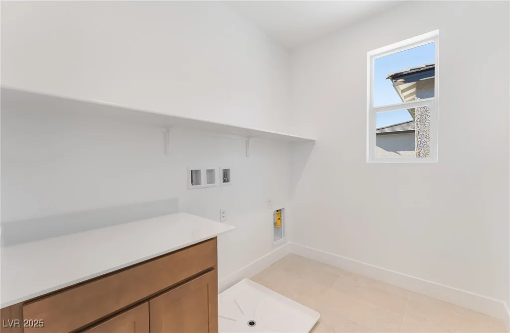 5924 Flowering Hill, Las Vegas, NV 89131