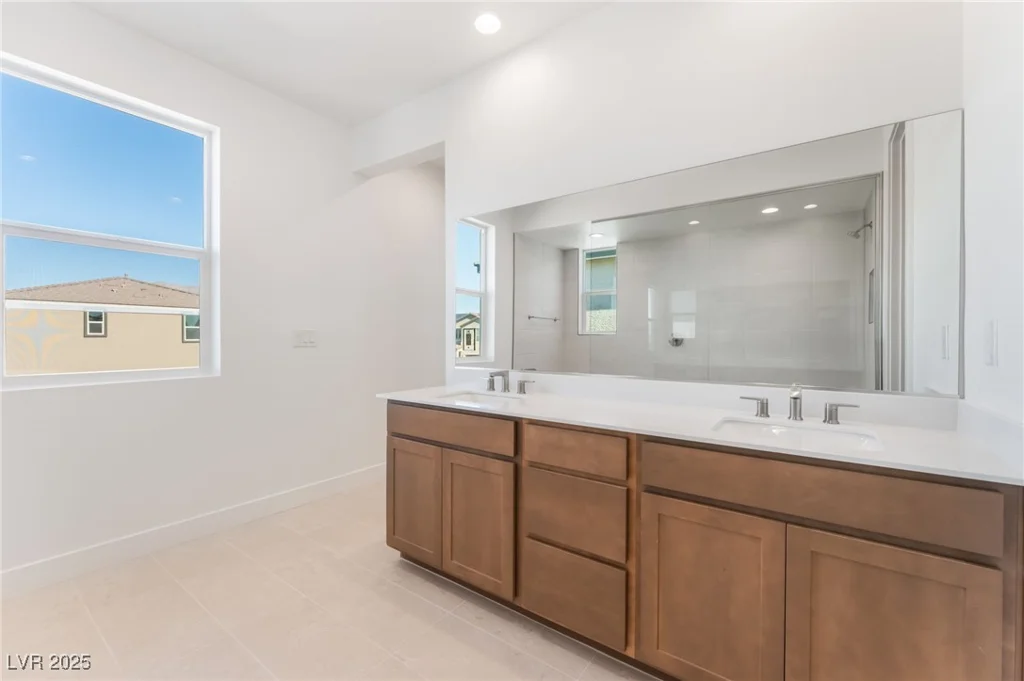 5924 Flowering Hill, Las Vegas, NV 89131
