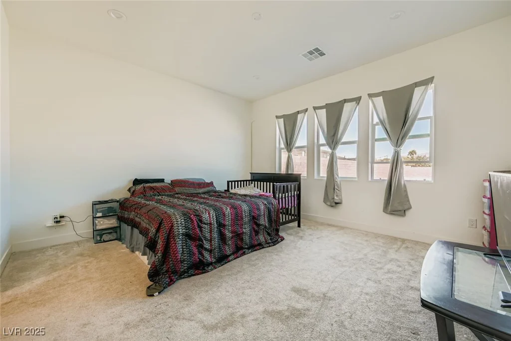 5714 Kings Bluff, Las Vegas, NV 89131