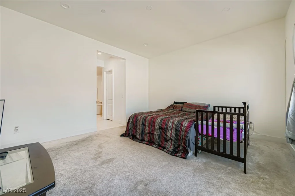 5714 Kings Bluff, Las Vegas, NV 89131