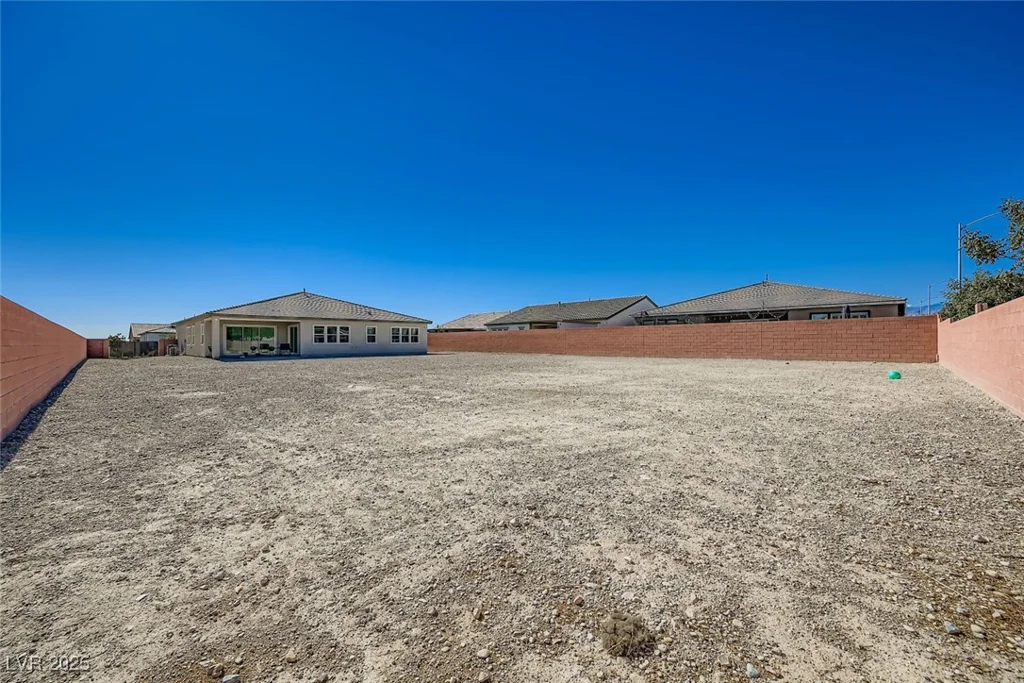 5714 Kings Bluff, Las Vegas, NV 89131