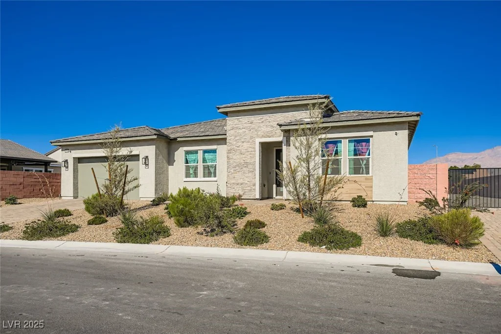 5714 Kings Bluff, Las Vegas, NV 89131