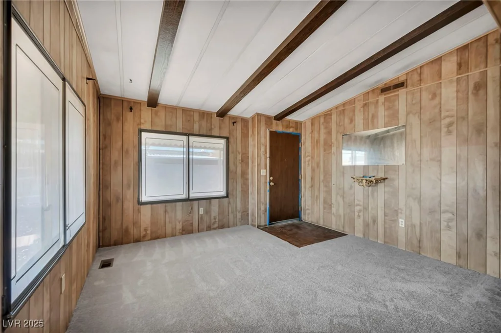 97 Sir George, Las Vegas, NV 89110
