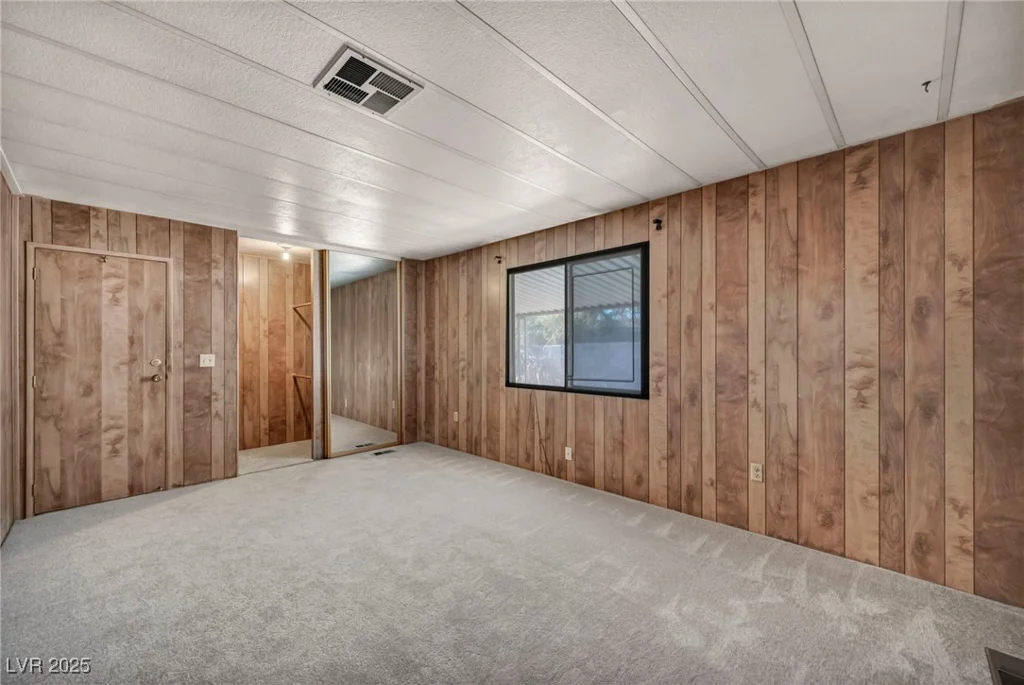 97 Sir George, Las Vegas, NV 89110