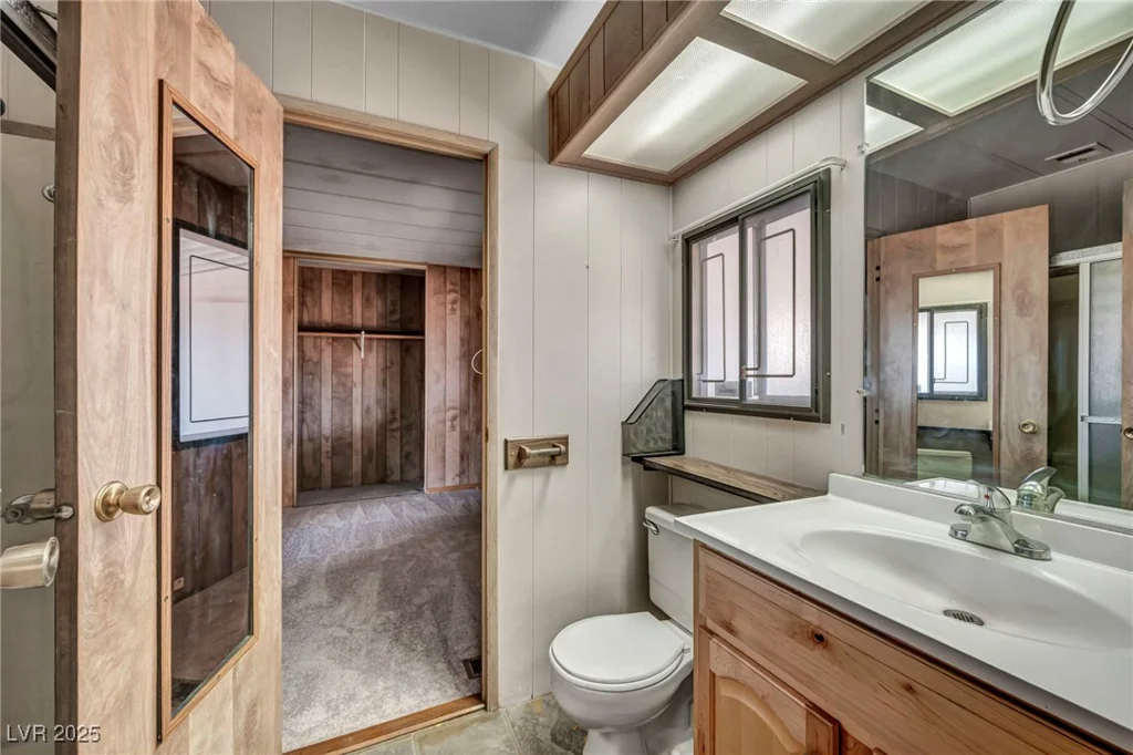 97 Sir George, Las Vegas, NV 89110