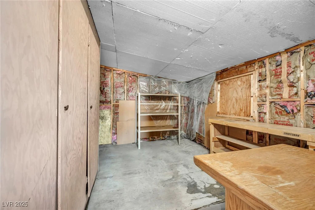 97 Sir George, Las Vegas, NV 89110