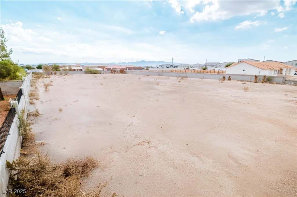 Redwood St, Las Vegas, NV 89139