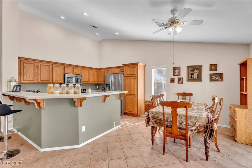 7925 High Stream, Las Vegas, NV 89131