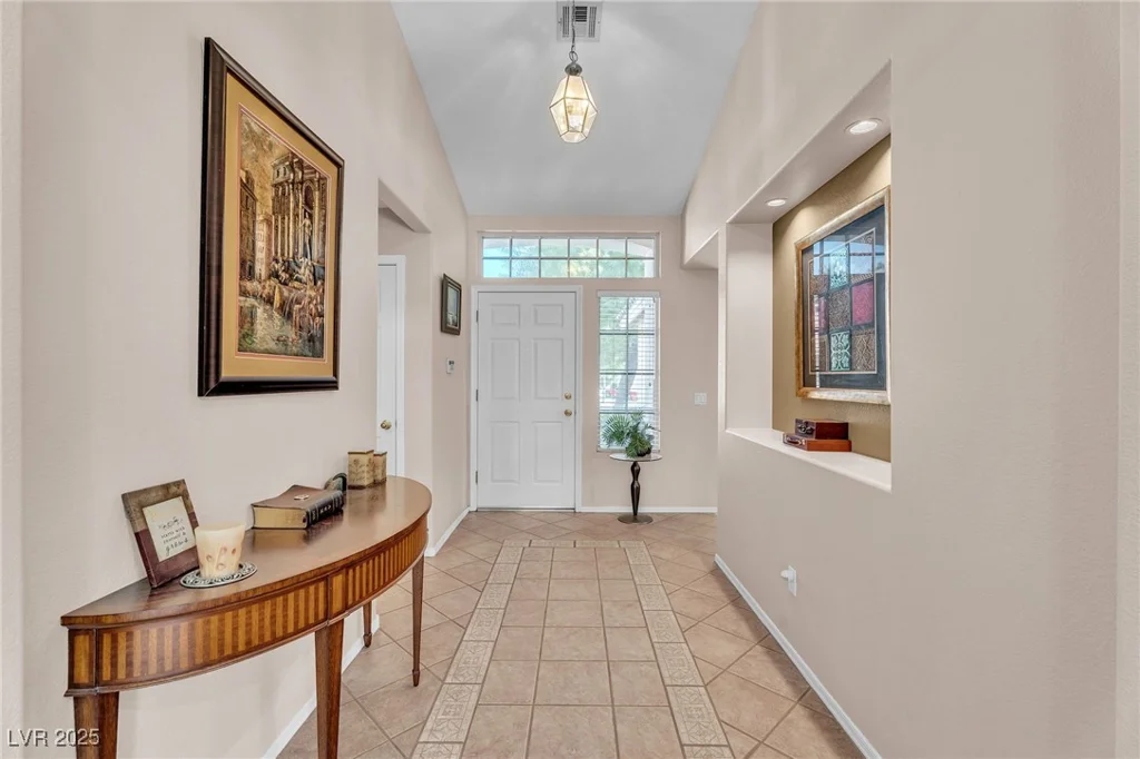 7925 High Stream, Las Vegas, NV 89131
