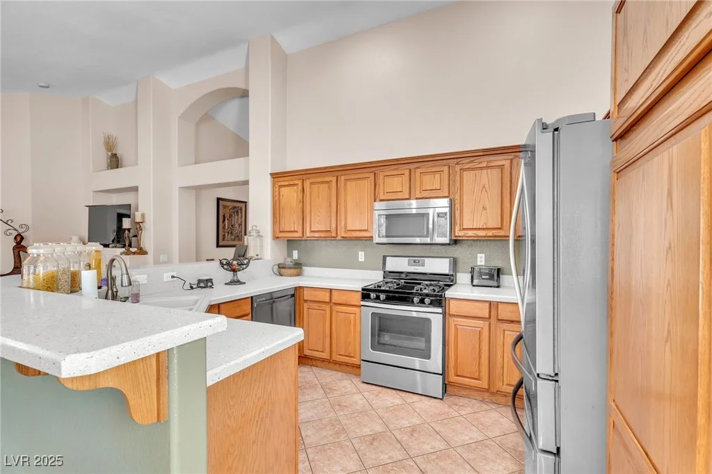 7925 High Stream, Las Vegas, NV 89131