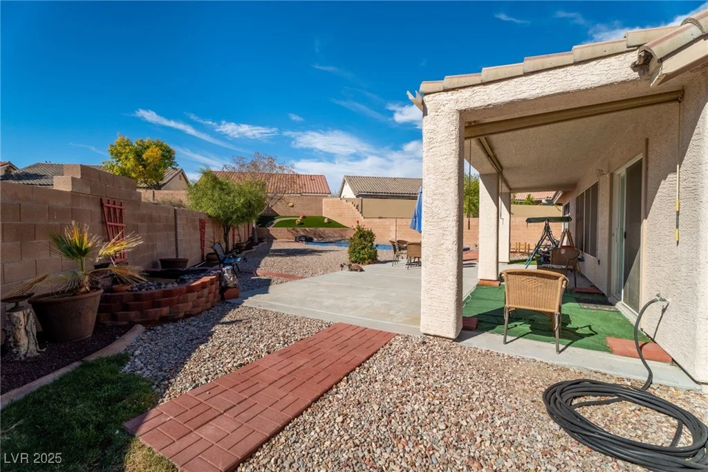 7925 High Stream, Las Vegas, NV 89131