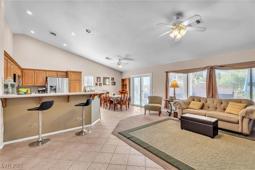 7925 High Stream, Las Vegas, NV 89131