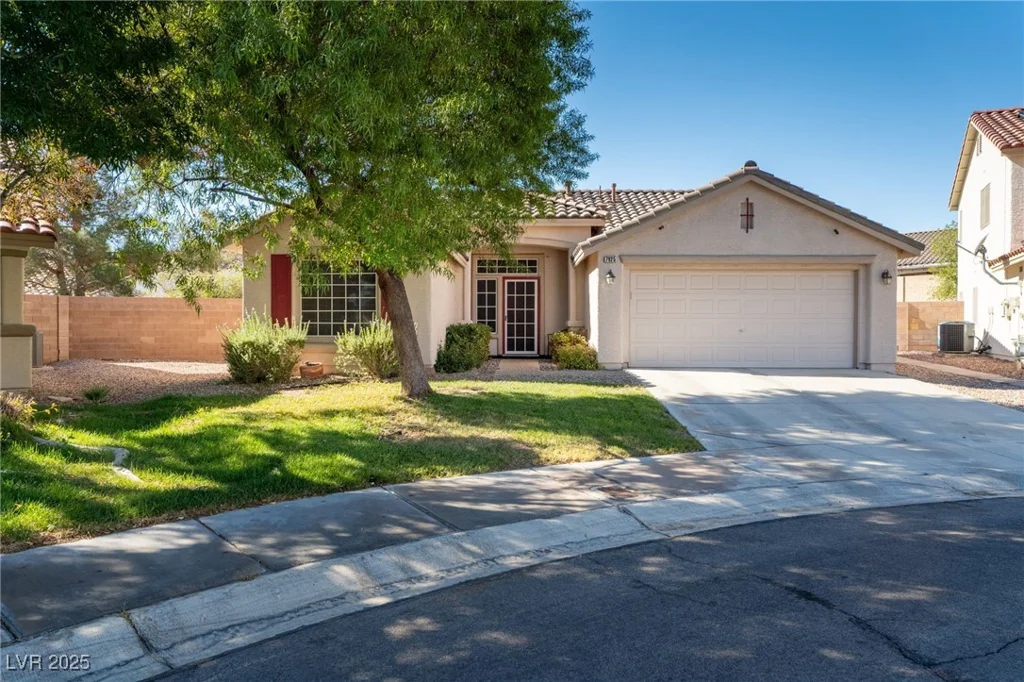 7925 High Stream, Las Vegas, NV 89131