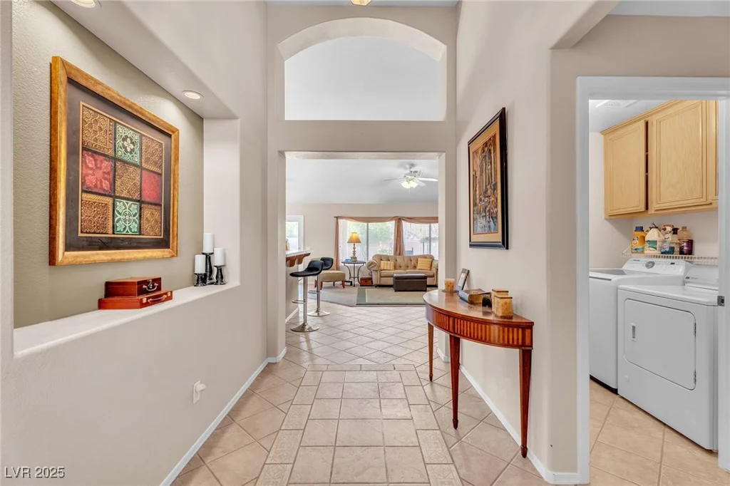 7925 High Stream, Las Vegas, NV 89131