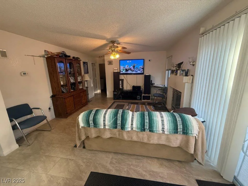 1325 Maplegrove, Las Vegas, NV 89108