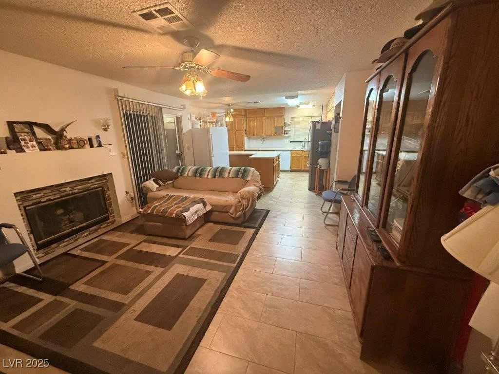 1325 Maplegrove, Las Vegas, NV 89108