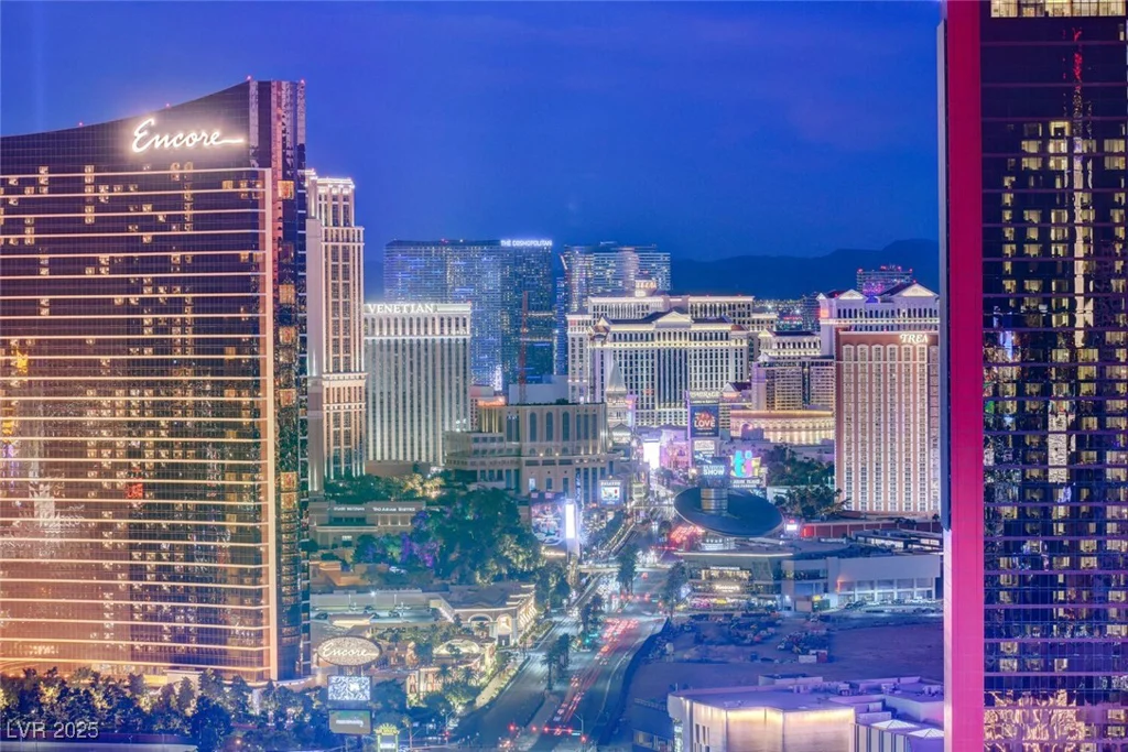 2700 Las Vegas, Las Vegas, NV 89109