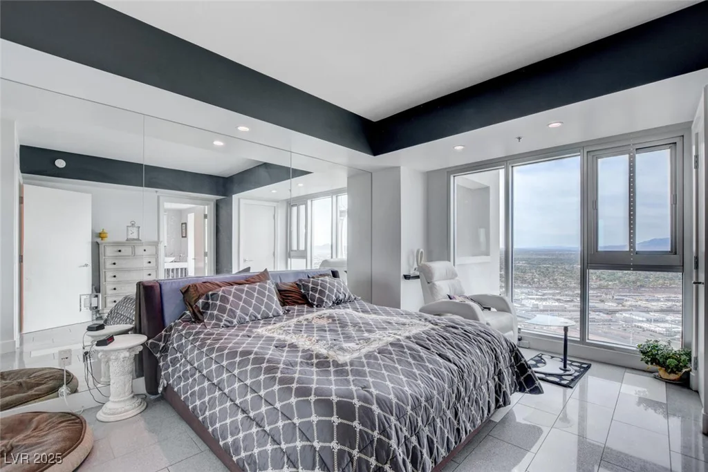 2700 Las Vegas, Las Vegas, NV 89109