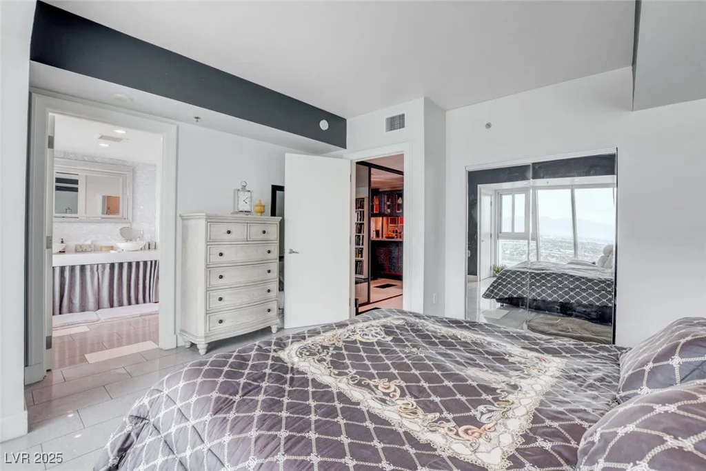2700 Las Vegas, Las Vegas, NV 89109
