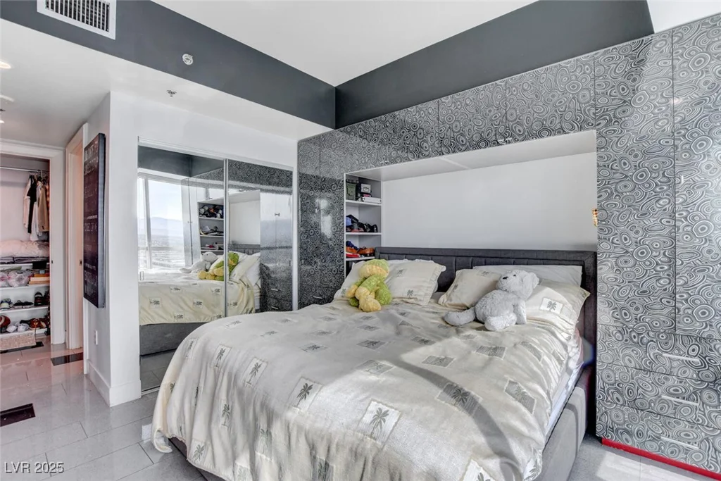 2700 Las Vegas, Las Vegas, NV 89109