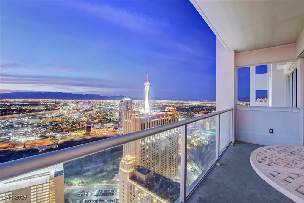 2700 Las Vegas, Las Vegas, NV 89109