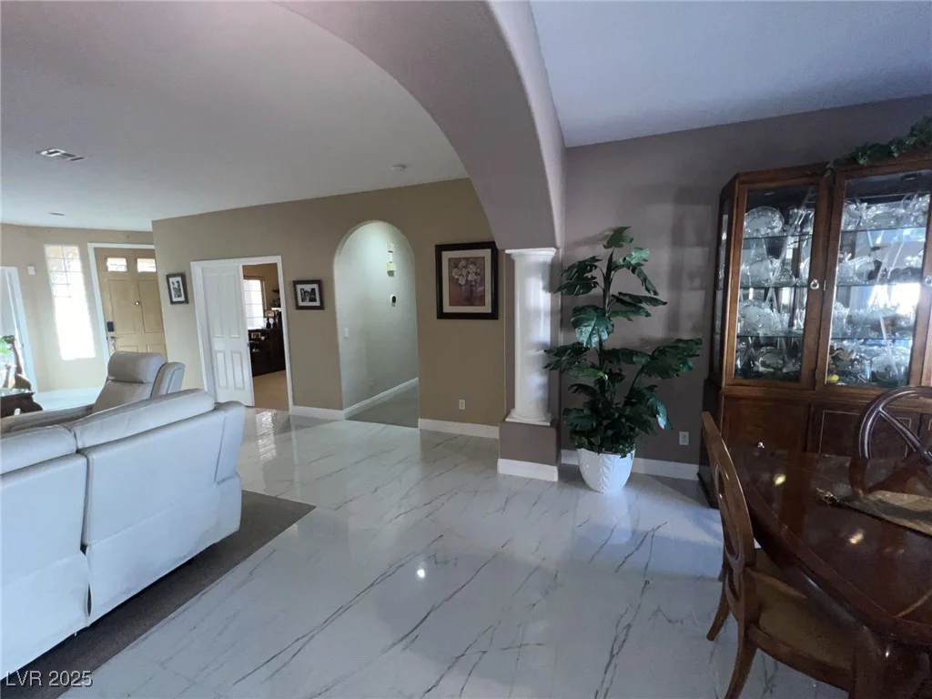 6596 Secluded, Las Vegas, NV 89110