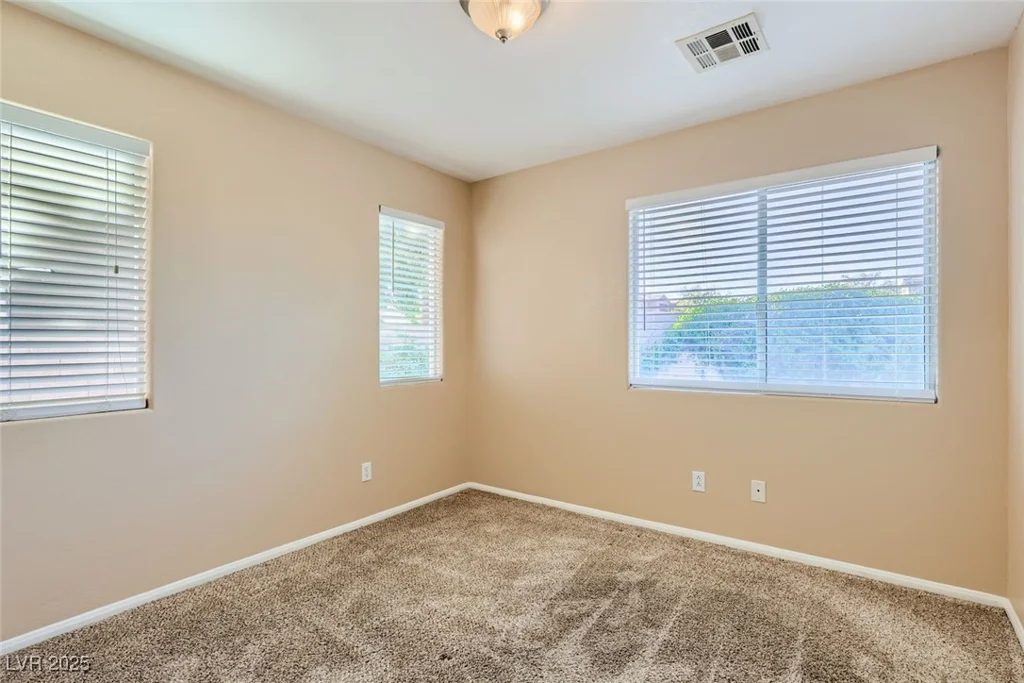 1342 Louisiana Lakes, Las Vegas, NV 89183
