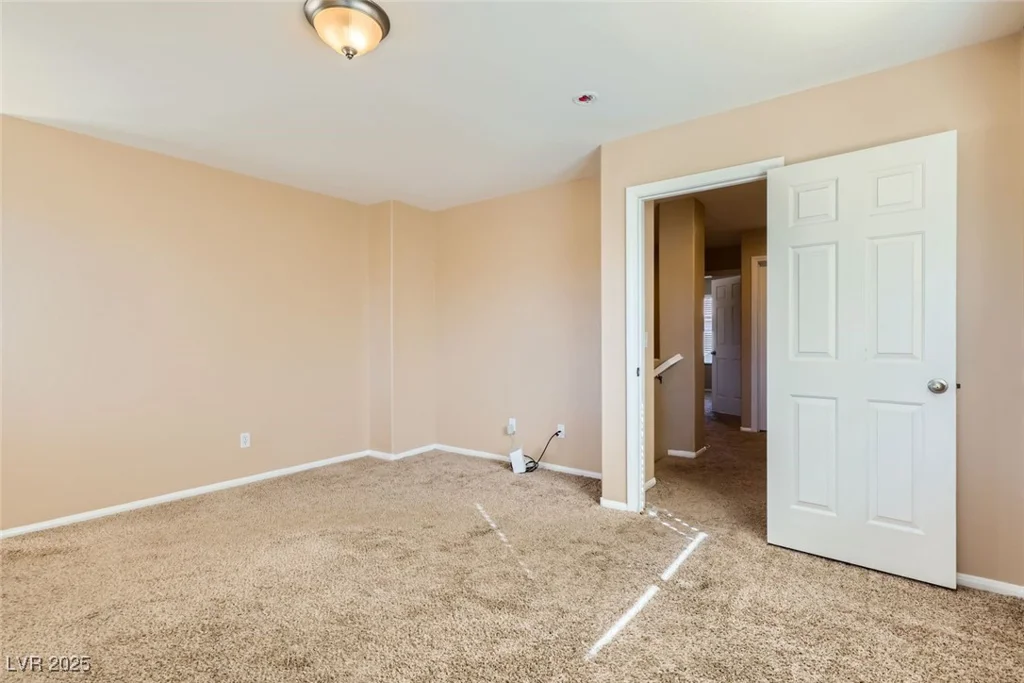 1342 Louisiana Lakes, Las Vegas, NV 89183