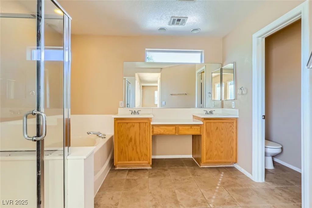 1342 Louisiana Lakes, Las Vegas, NV 89183