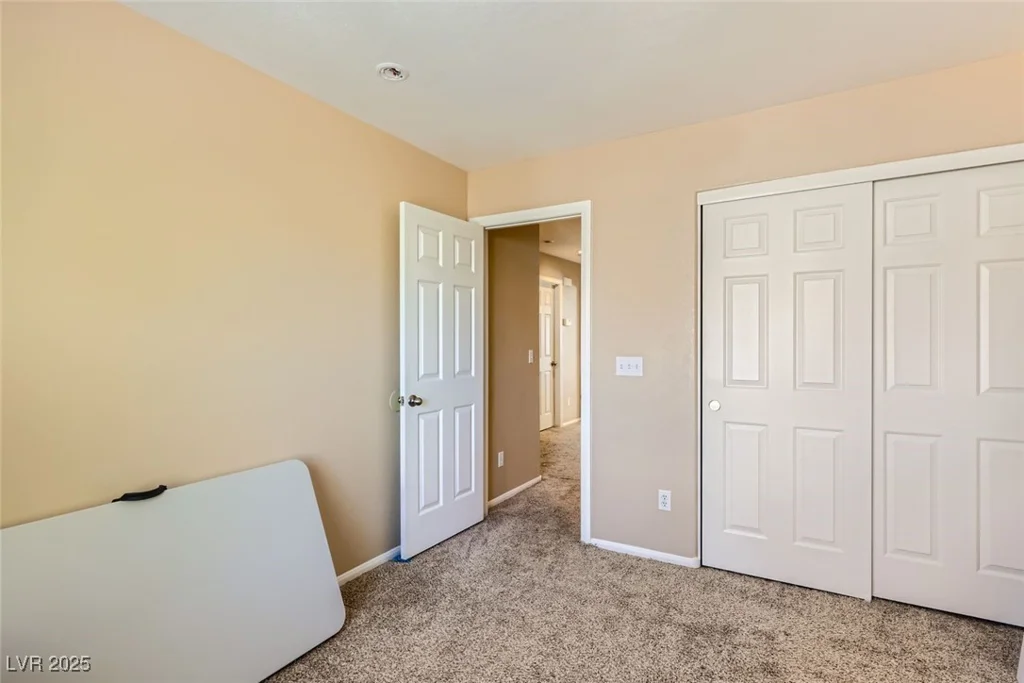 1342 Louisiana Lakes, Las Vegas, NV 89183