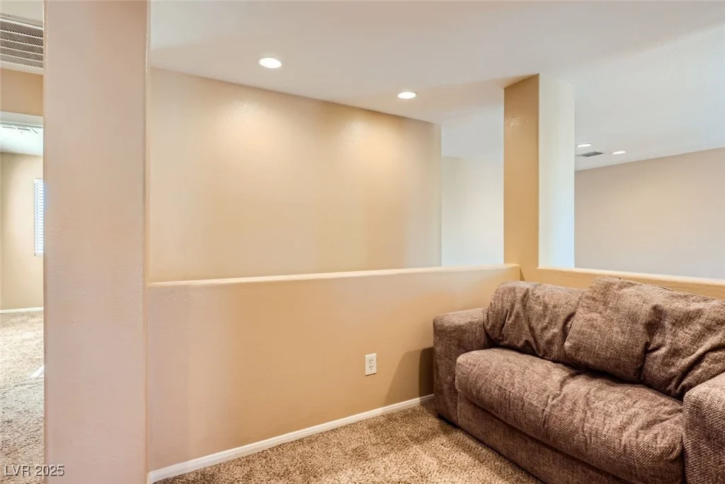1342 Louisiana Lakes, Las Vegas, NV 89183