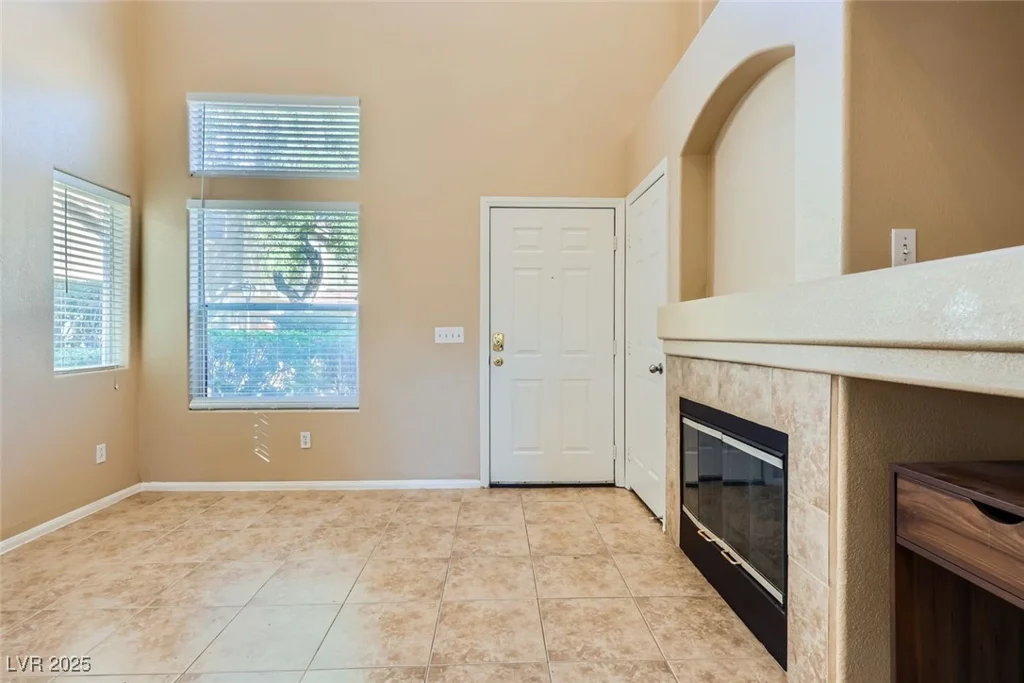 1342 Louisiana Lakes, Las Vegas, NV 89183