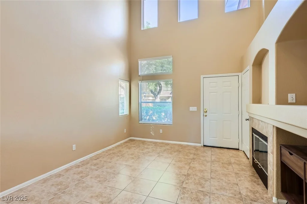 1342 Louisiana Lakes, Las Vegas, NV 89183