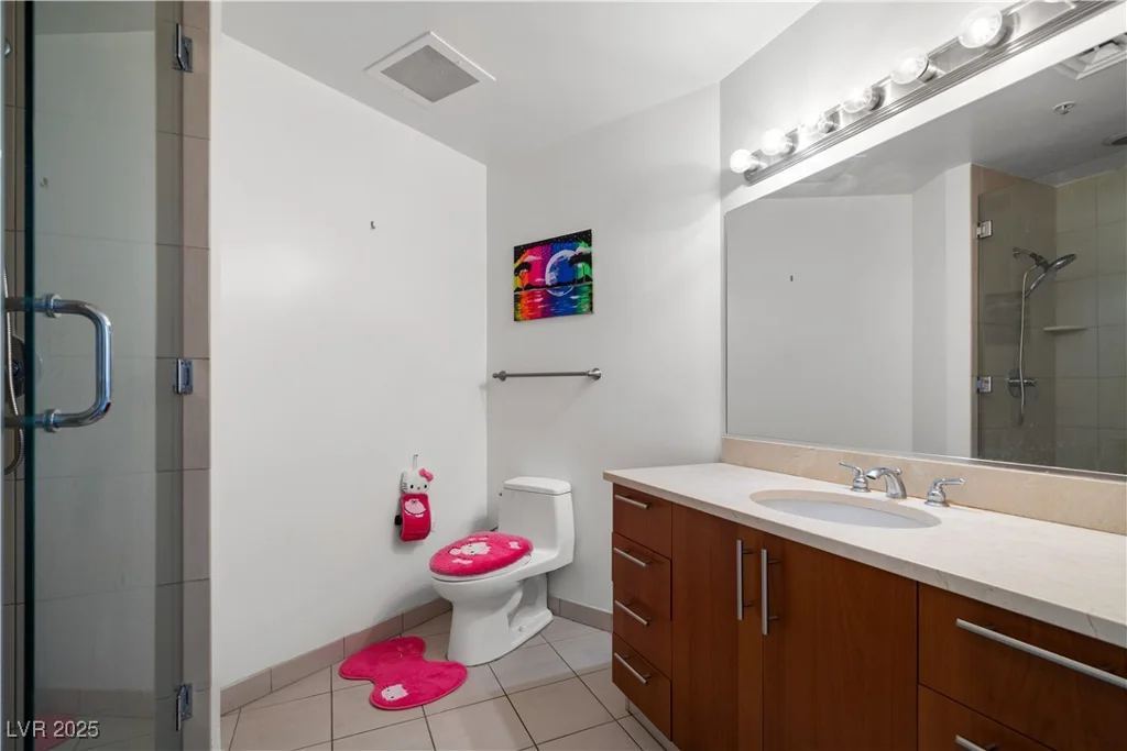 200 Sahara, Las Vegas, NV 89102