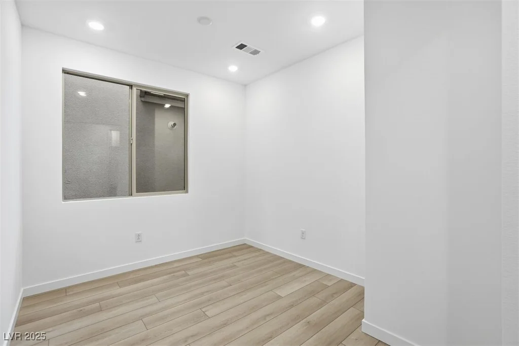 94 Tardando, Henderson, NV 89015