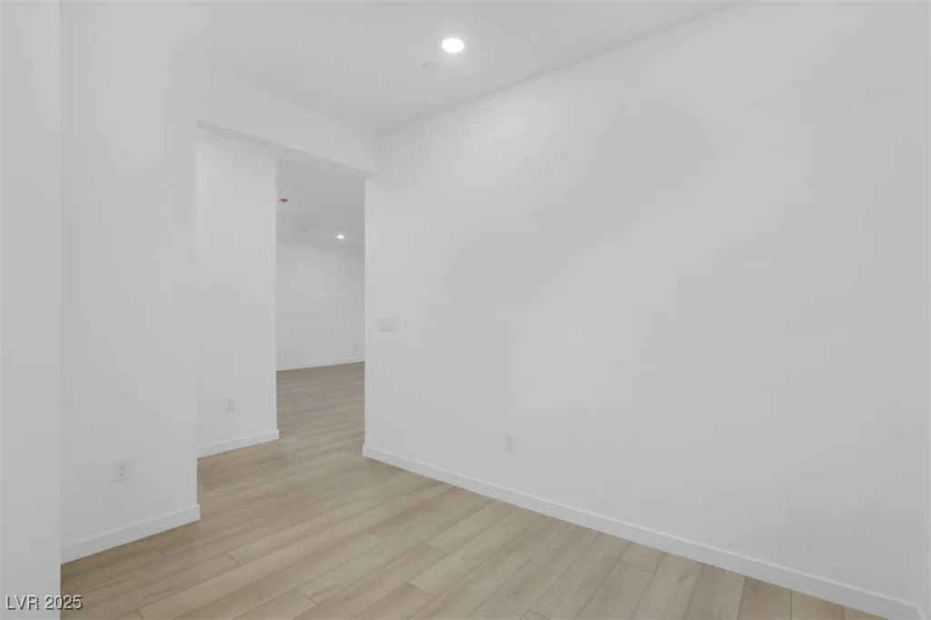 94 Tardando, Henderson, NV 89015