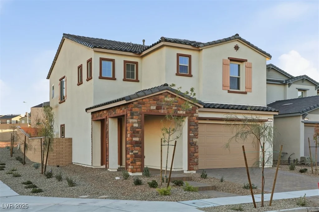 94 Tardando, Henderson, NV 89015