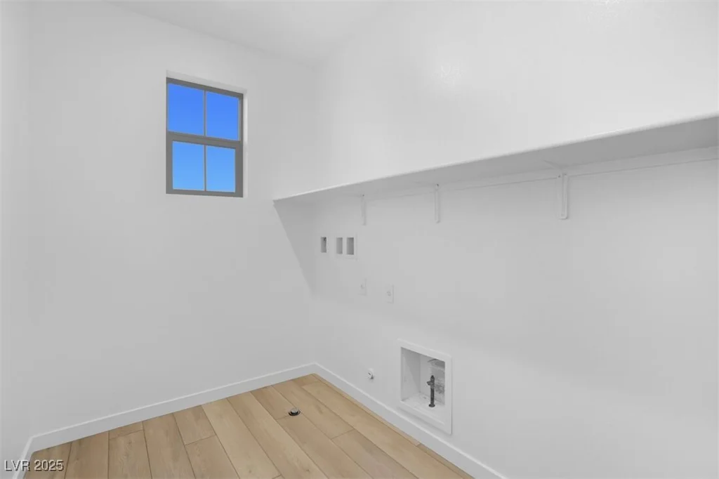 94 Tardando, Henderson, NV 89015