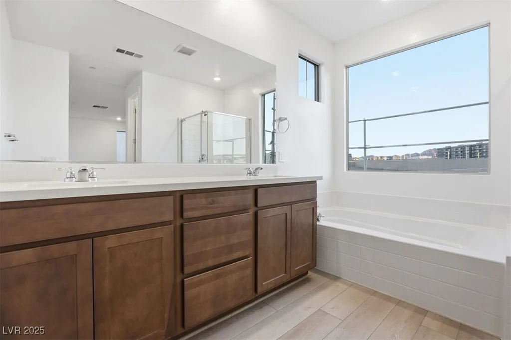 94 Tardando, Henderson, NV 89015