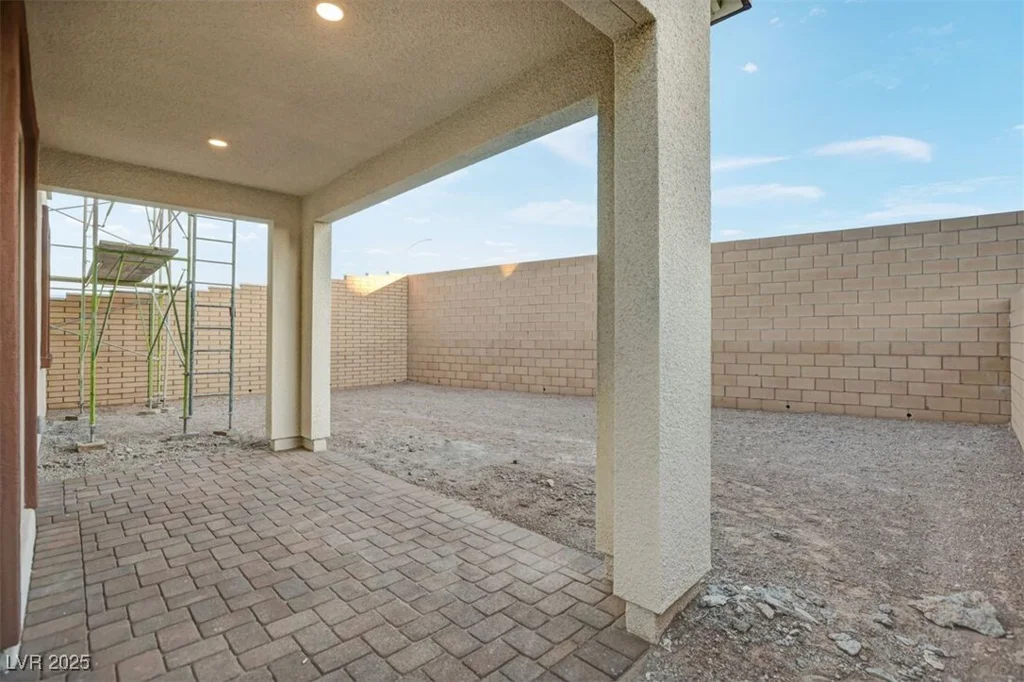 94 Tardando, Henderson, NV 89015