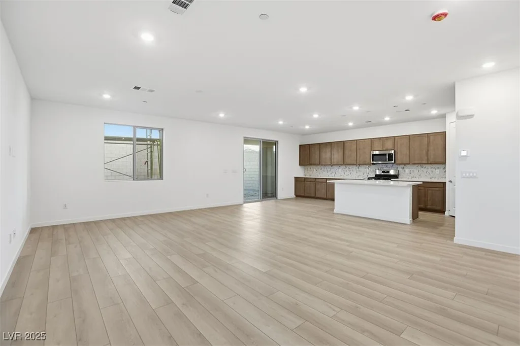 94 Tardando, Henderson, NV 89015