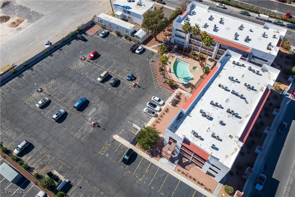 1381 University, Las Vegas, NV 89119