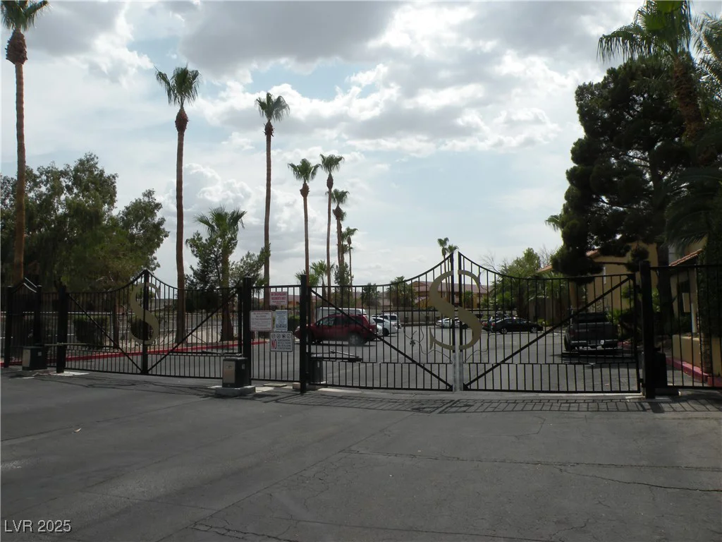 3135 Mojave, Las Vegas, NV 89121