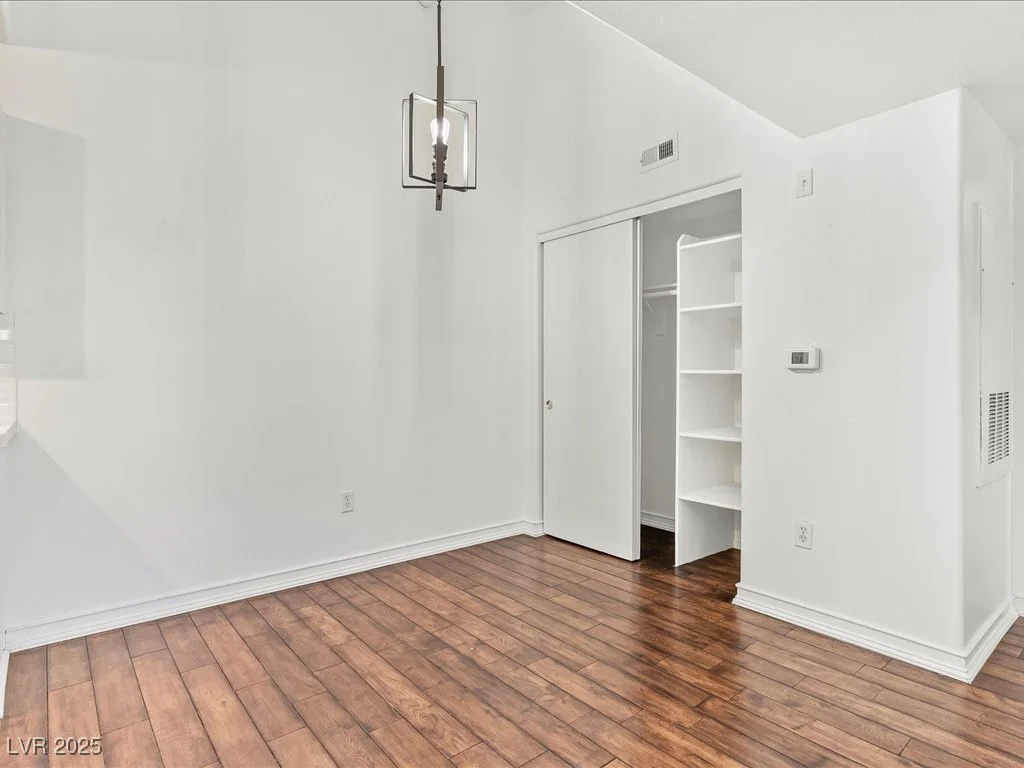 950 Seven Hills, Henderson, NV 89052