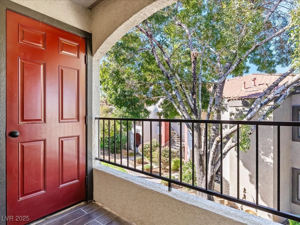 950 Seven Hills, Henderson, NV 89052