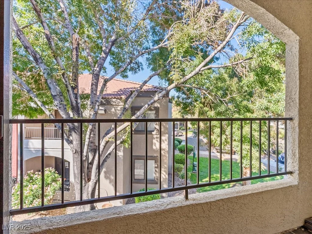 950 Seven Hills, Henderson, NV 89052