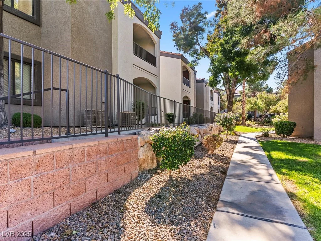 950 Seven Hills, Henderson, NV 89052