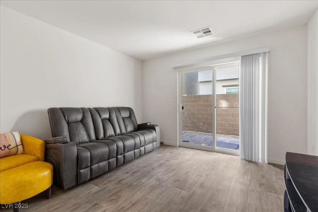 6855 Evening Orchid, North Las Vegas, NV 89086